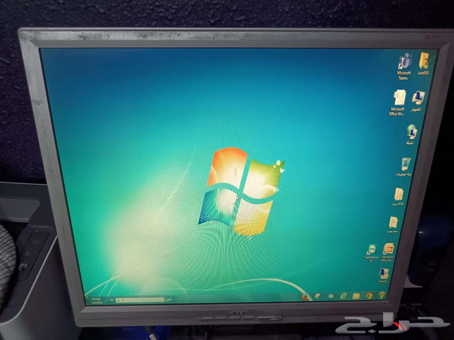 Acer and Benq 16-inch computer monitors64390884543362114