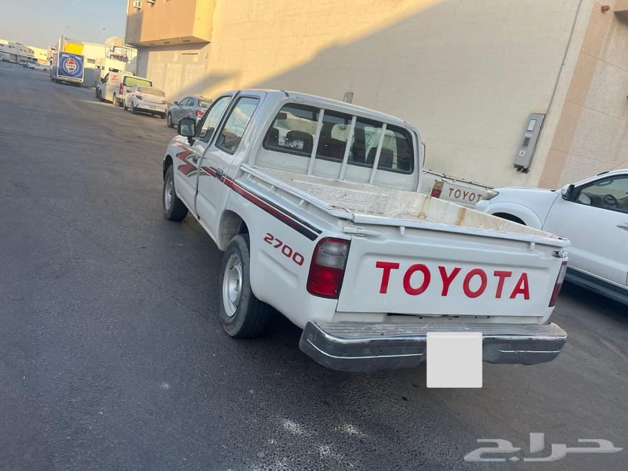 HiLux Model 9964538035807491110