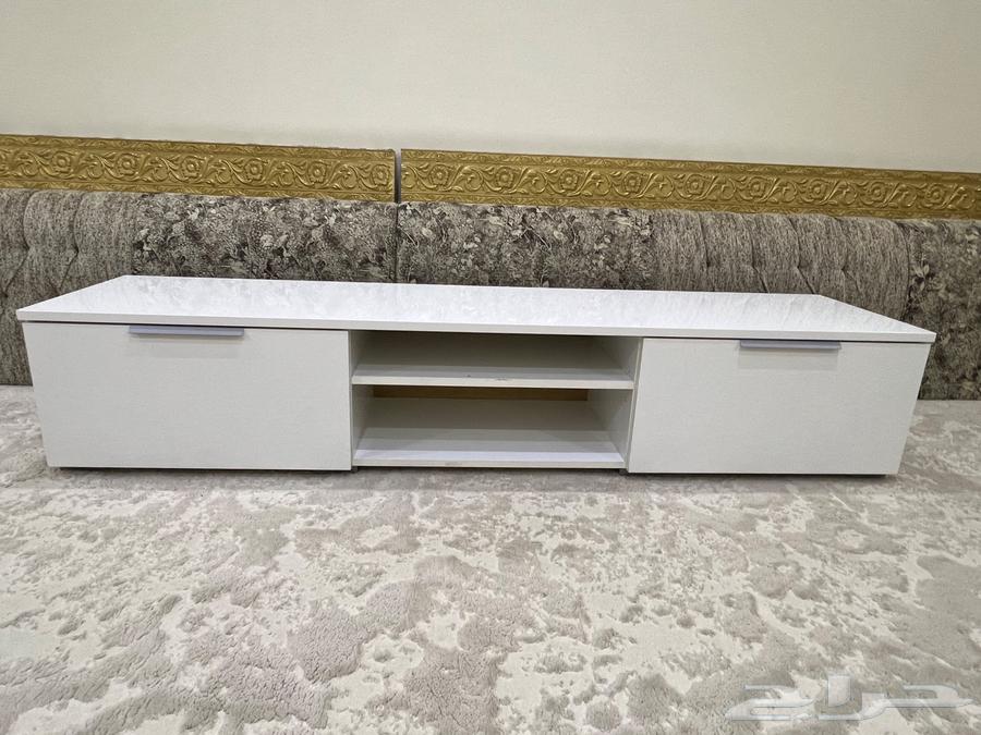 للبيع كنب وطاوله نظيفة64392101107201113