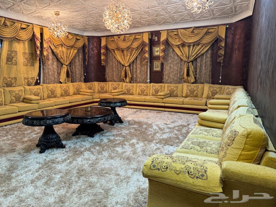 كنب ونجف للبيع64381273584257110