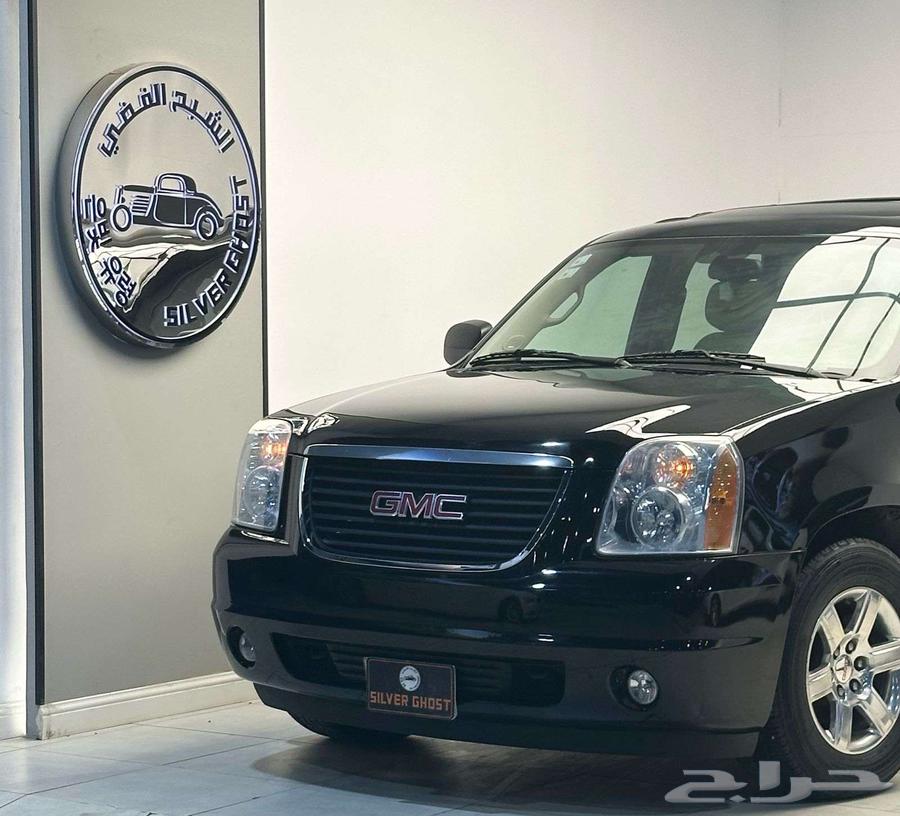 جى ام سى يوكن XL فل كامل 201264531068069377110