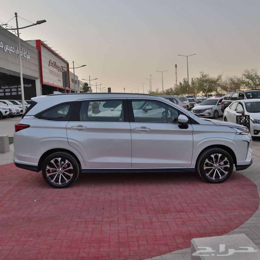 تويوتا فيلوز GLX بنزين 2025 سعودي فرع جده64523104701570112