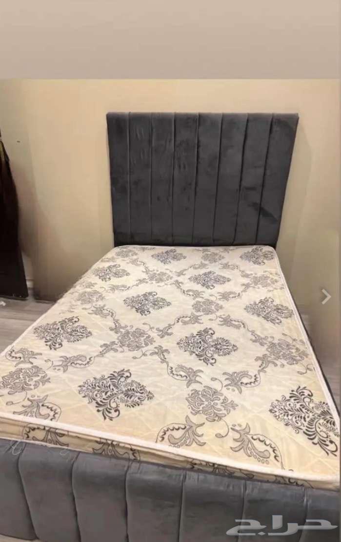 غرفة نوم شبه جديده للبيع64395867609347112