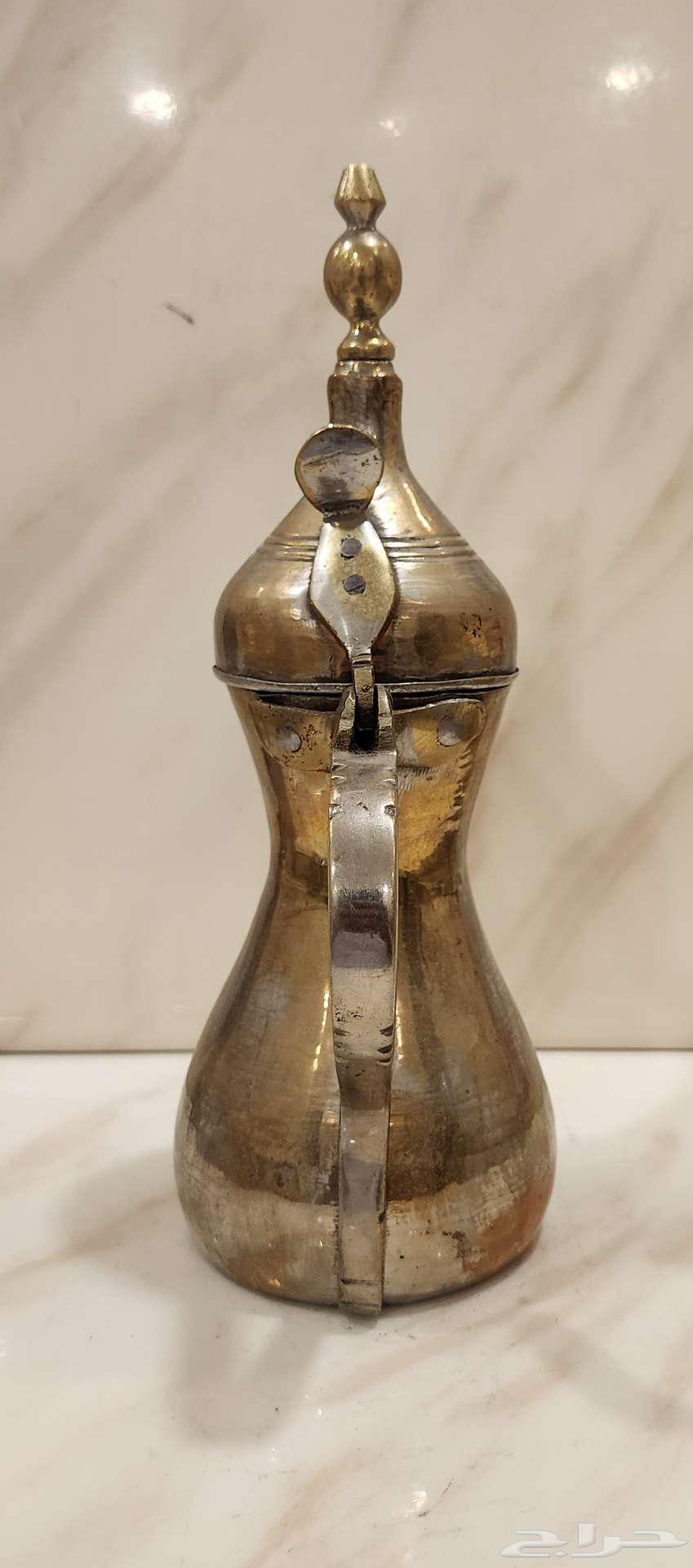 Old Raslan-made Dallah, Sealed and Ready for Use, God Willing63619370468866114