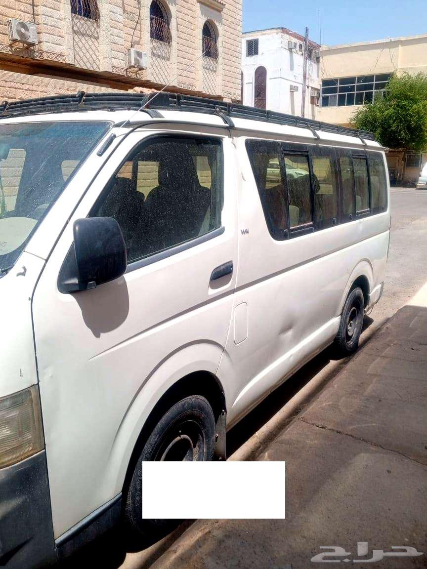 Toyota Bus63618156355715111