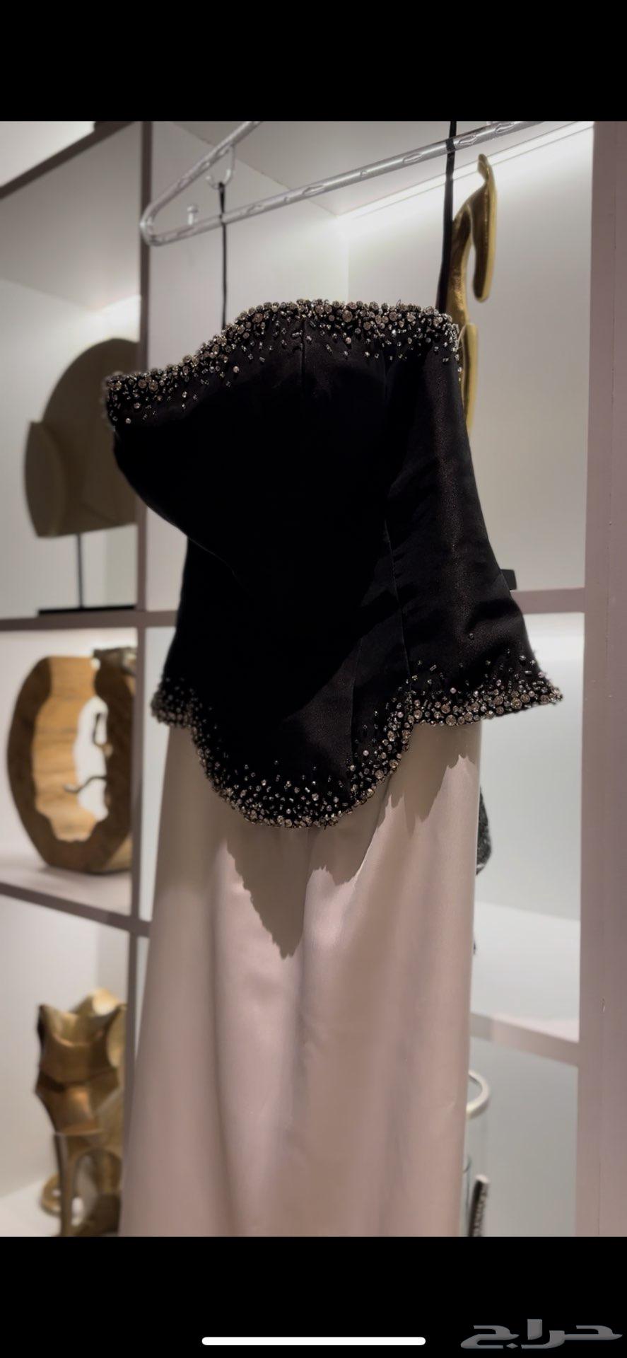 فستان اسود رهف عزيز64399577622403112
