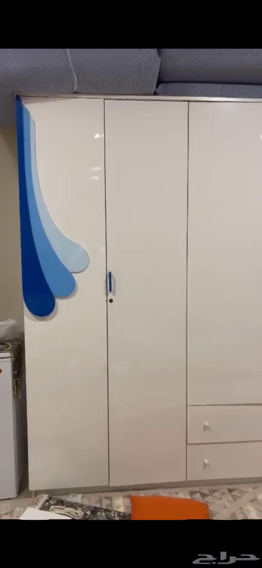 خزانة كبيرة64400384291459111