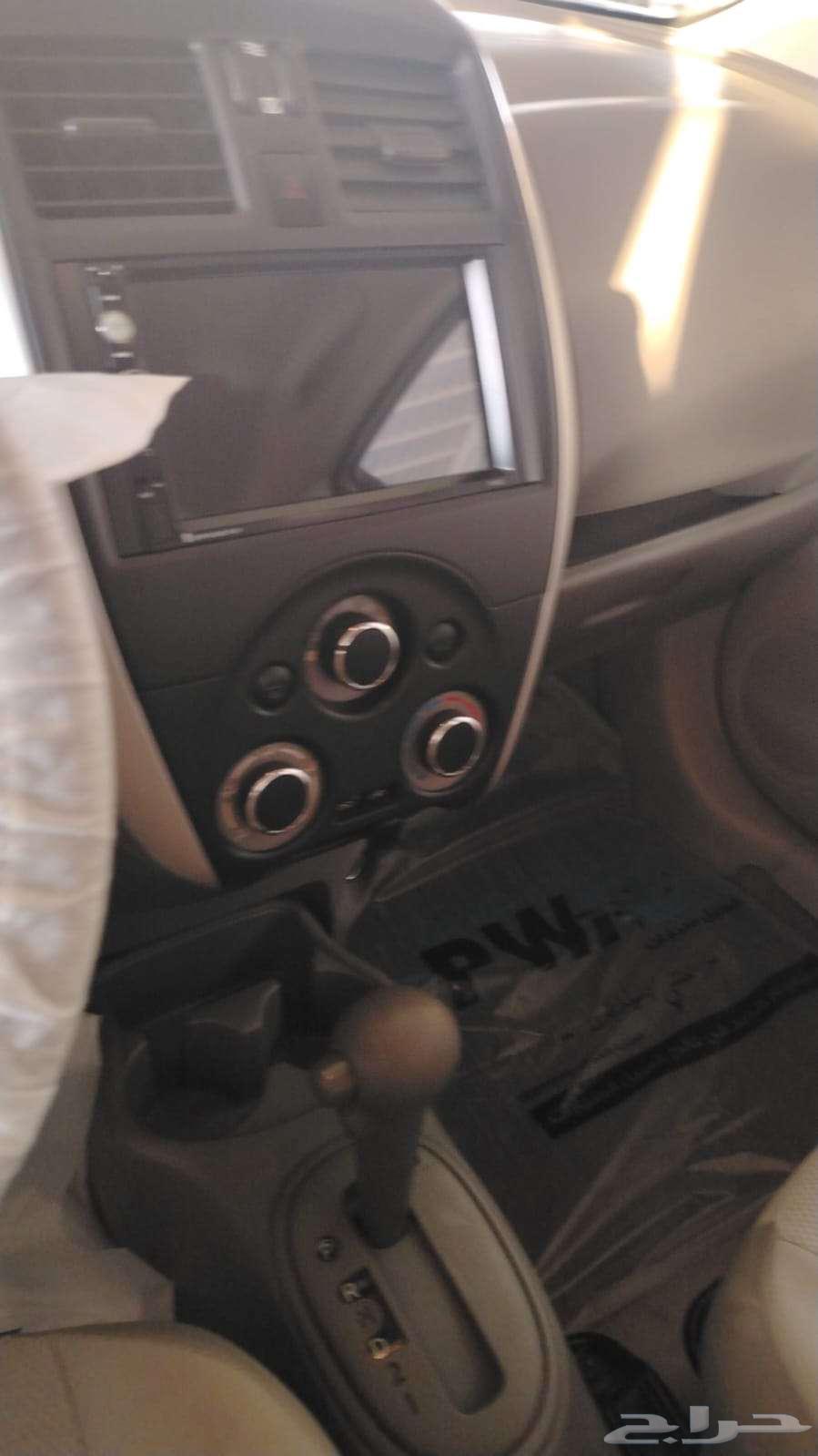 صني 2022 ابيض عداد 118 الف بودي ومحركات وكاله ب 35 الف64543945065346113