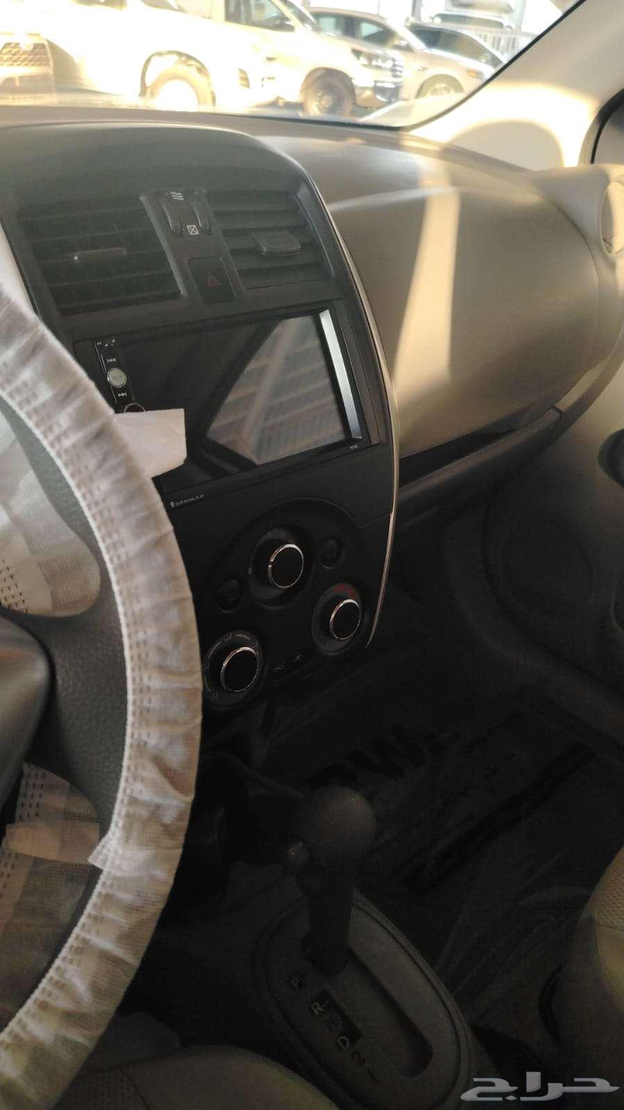 صني 2022 ابيض عداد 118 الف بودي ومحركات وكاله ب 35 الف64543945065346111