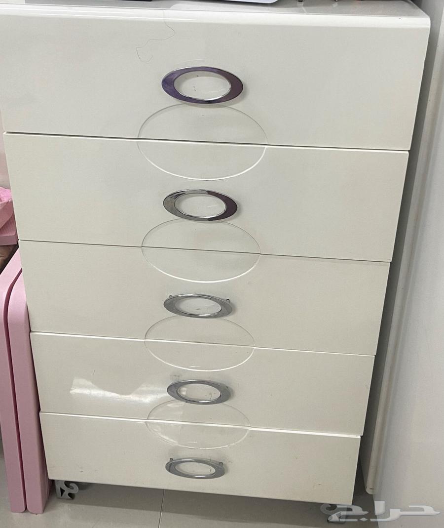 تسريحه و ادراج تخزين للبيع المستعجل64395853449857110