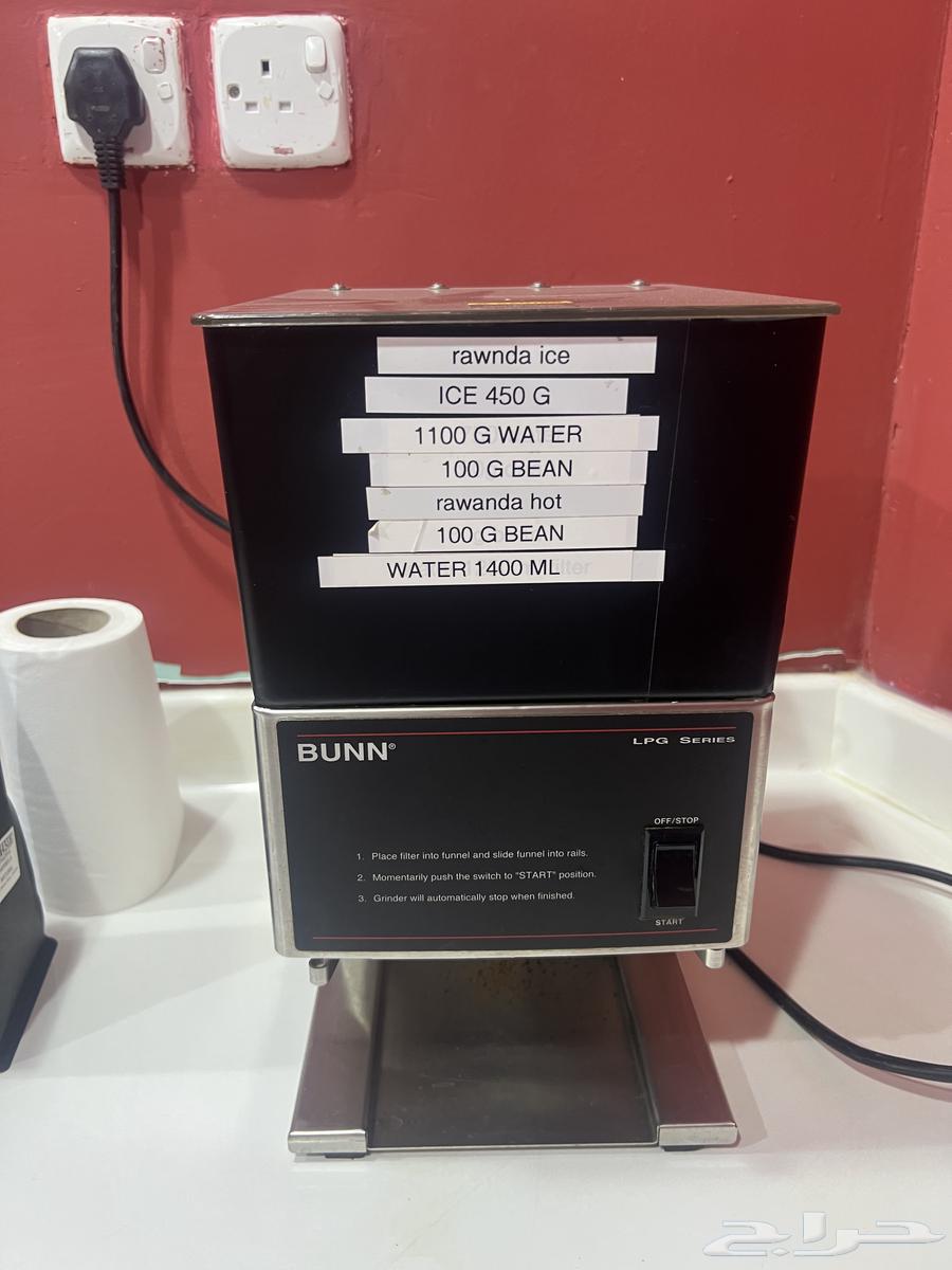 معدات محل للبيع64373580538498110