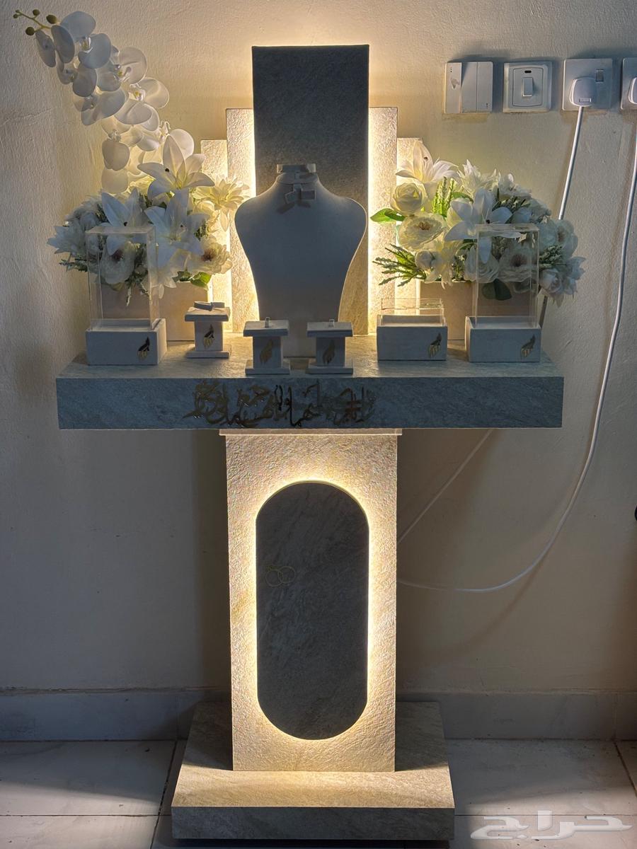 Bride's carriage64399773288961113