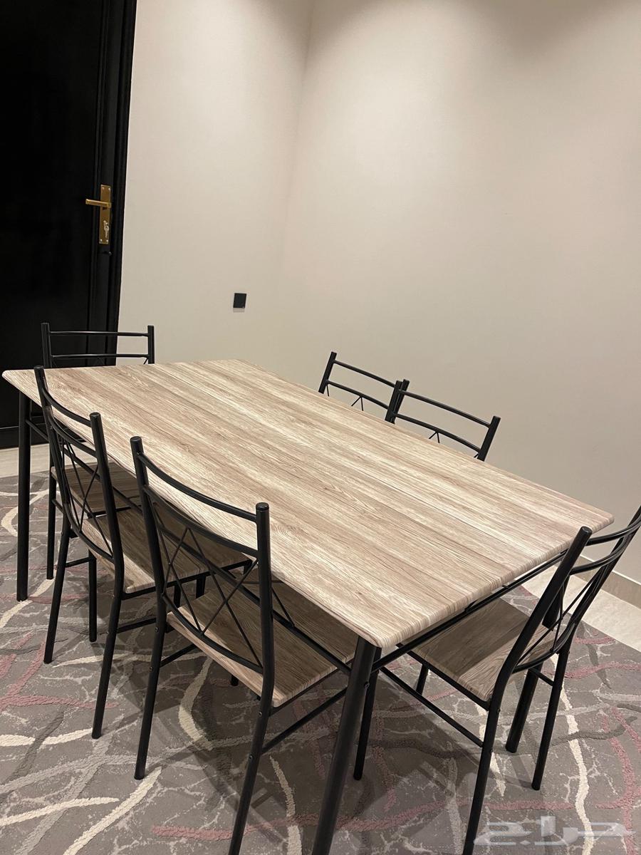 طاولة طعام ست أشخاص جديده64394290137475110