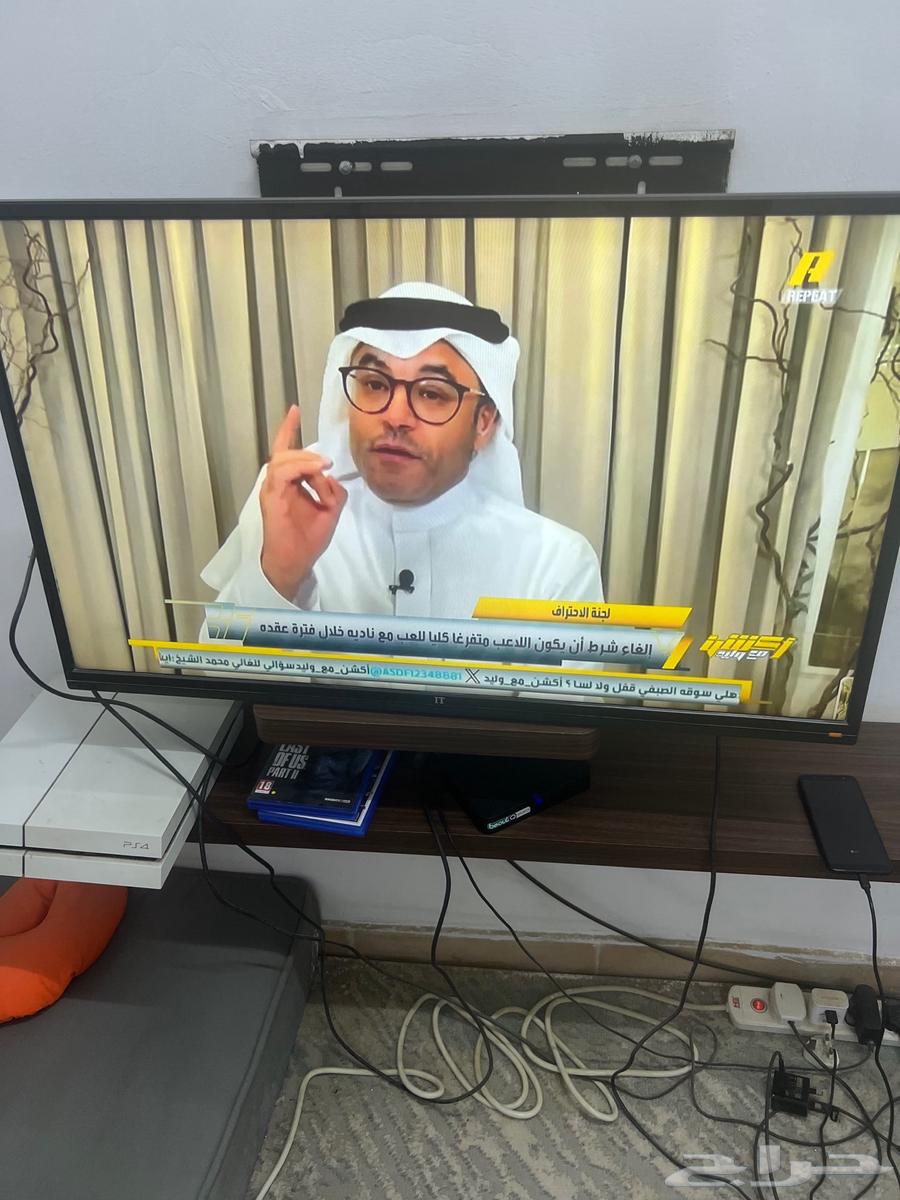 كنب جلسه ارضيه مع مكيف وشاشه64395615299842113