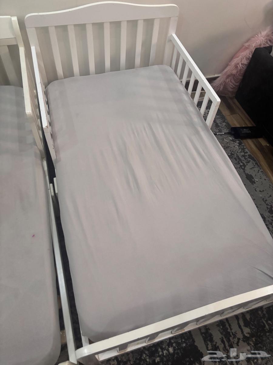 للبيع سرير اطفال خشب مقاس 130 في 7564397200409347110
