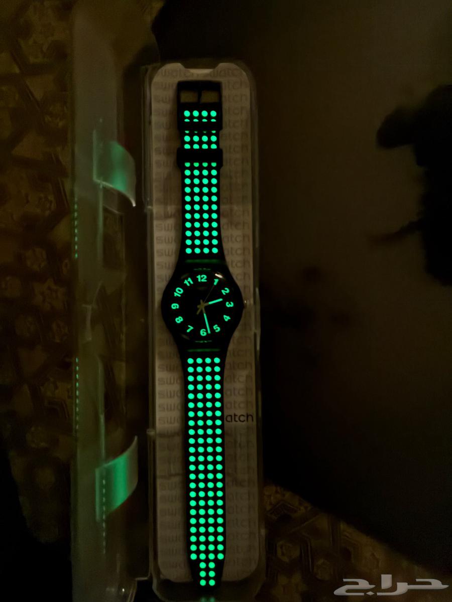 ساعة سواتش وبربري64397963248386112