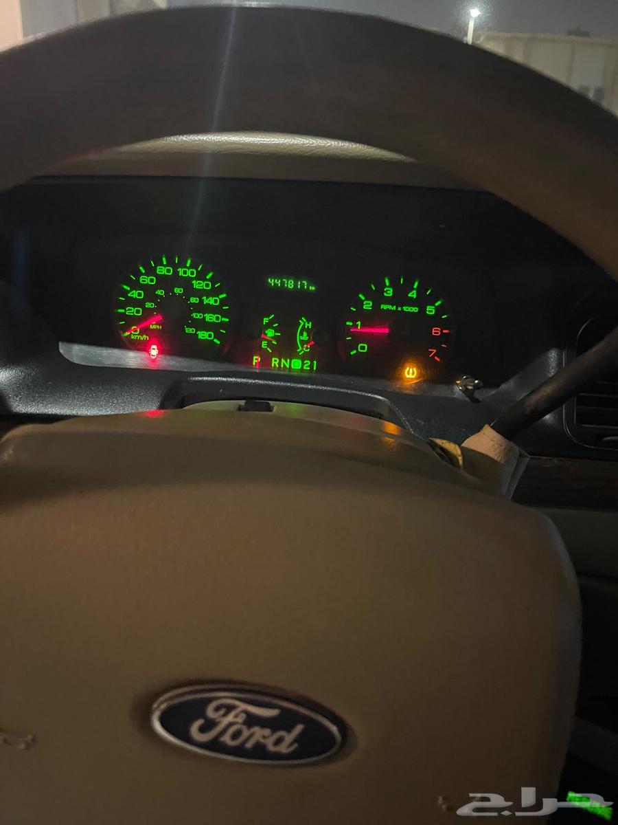 فورد كراون فكتوريا64546595727489111