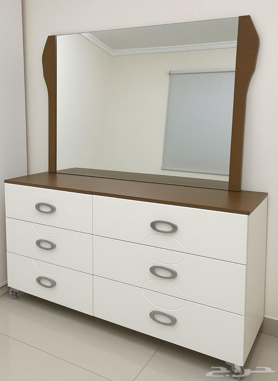 تسريحه و ادراج تخزين للبيع المستعجل64395853449857111