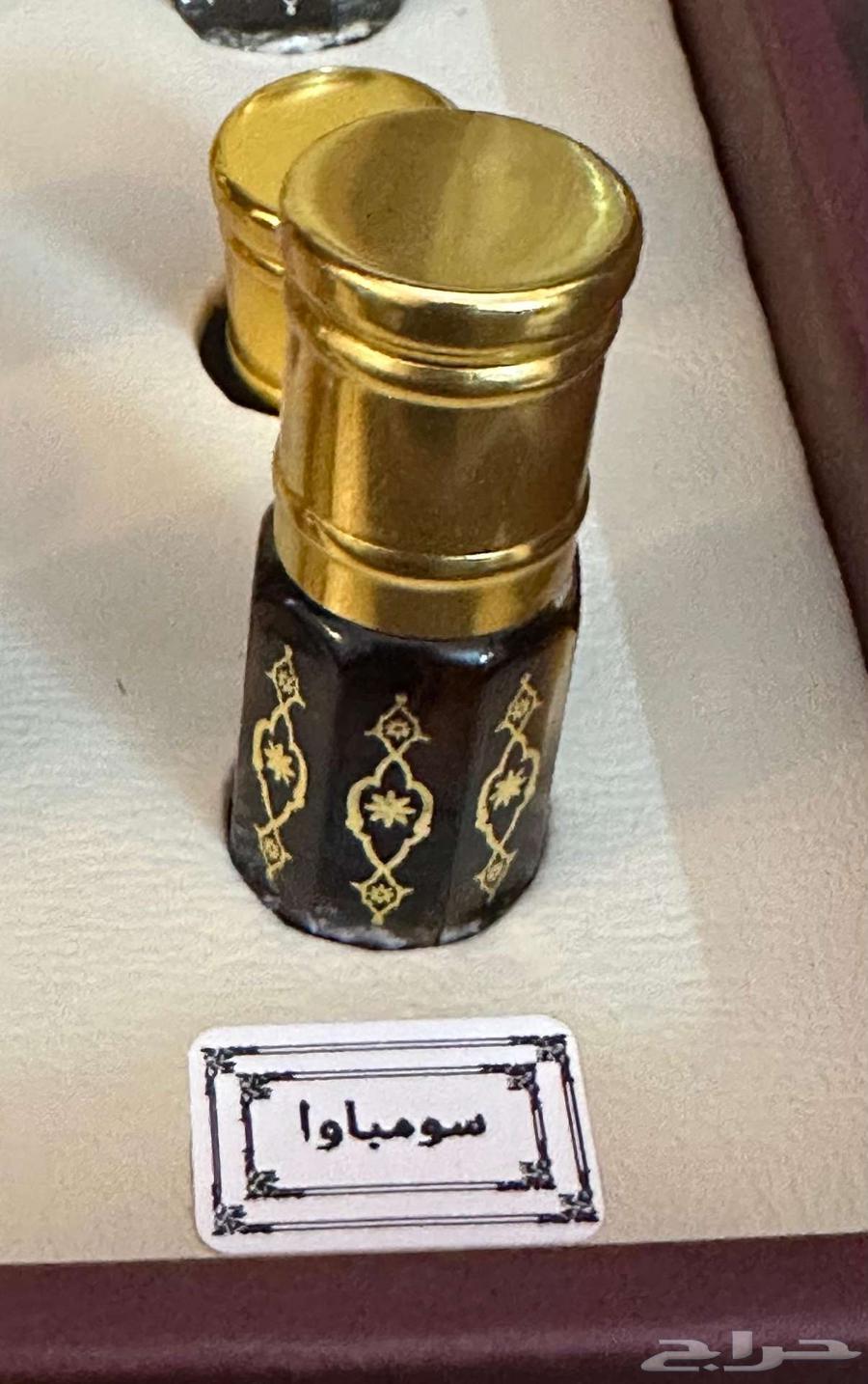 دهن عود سومباوا64398479033218110