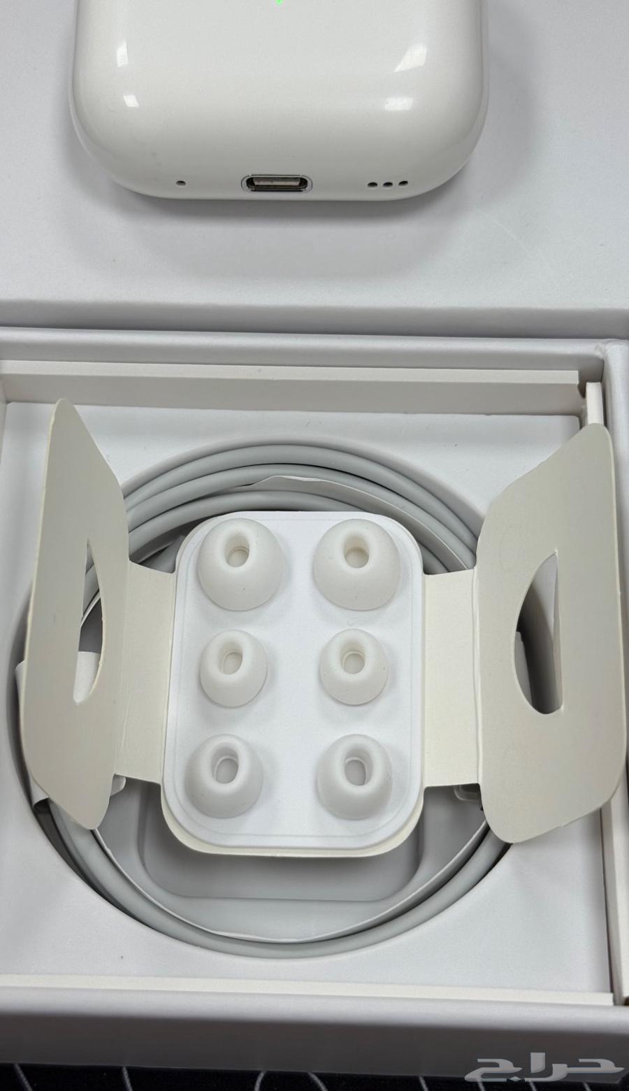 للبيع AirPods Pro الجيل الثاني (2nd Gen)64398117307138114