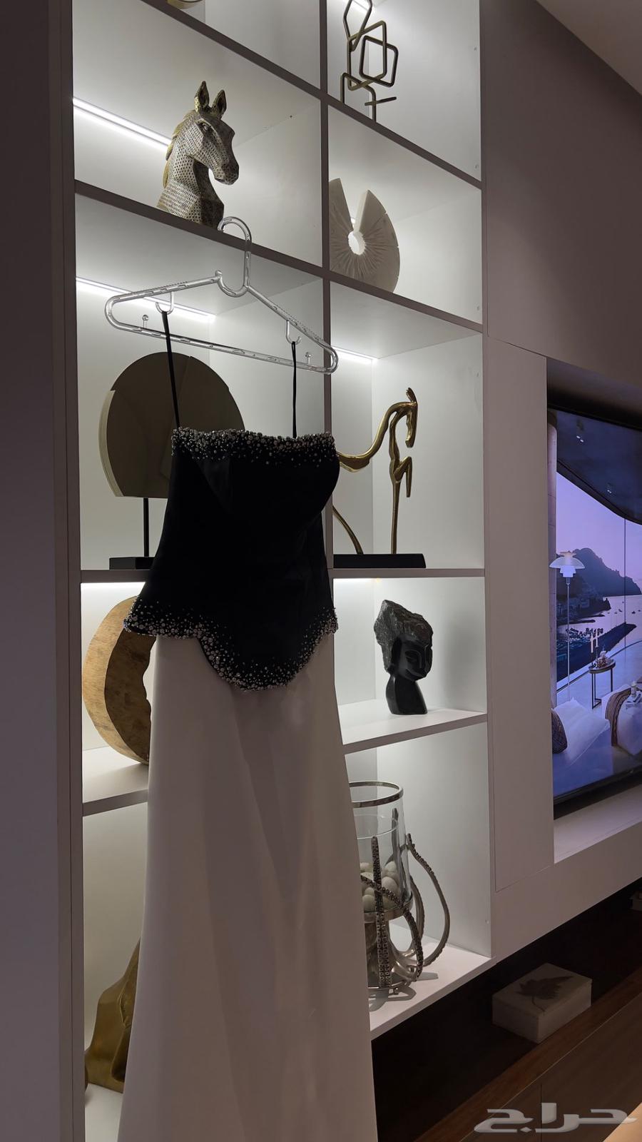 فستان اسود رهف عزيز64399577622403110