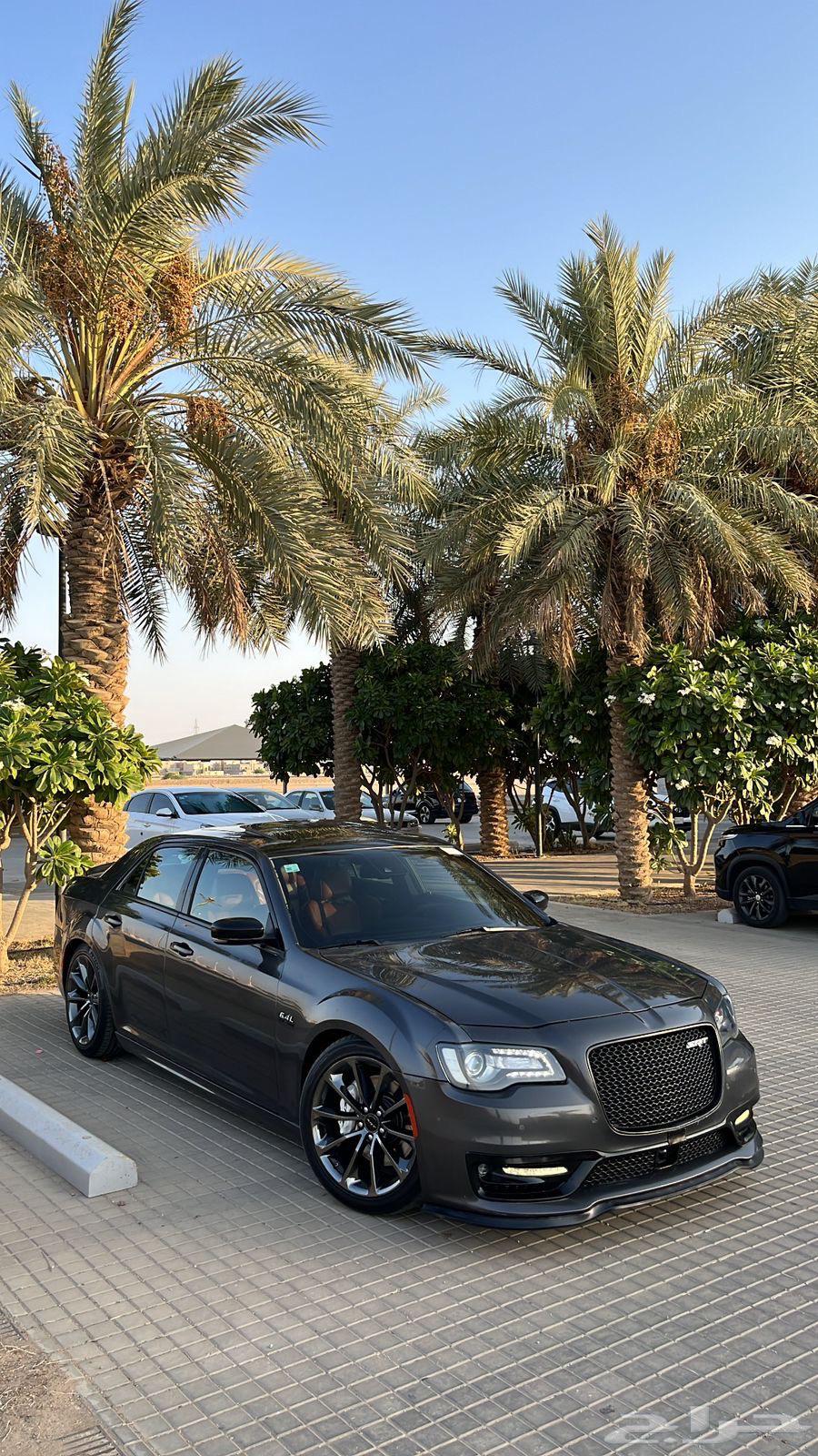 كرايسلر SRT 6.4 201663618072515714114