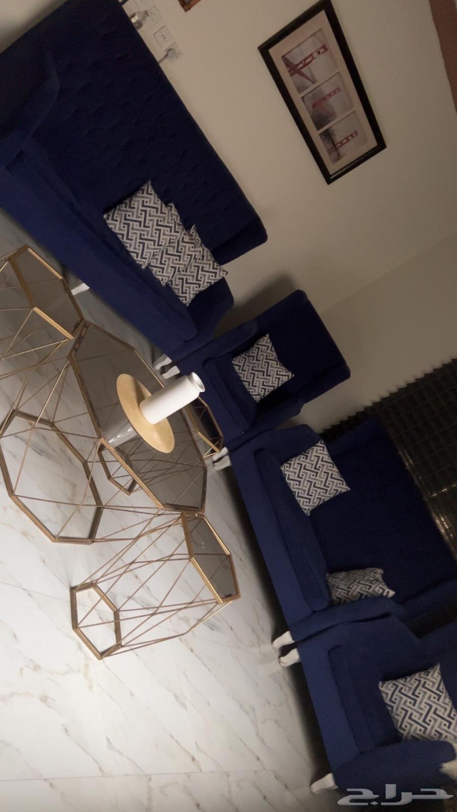 Sofa64397311588738110