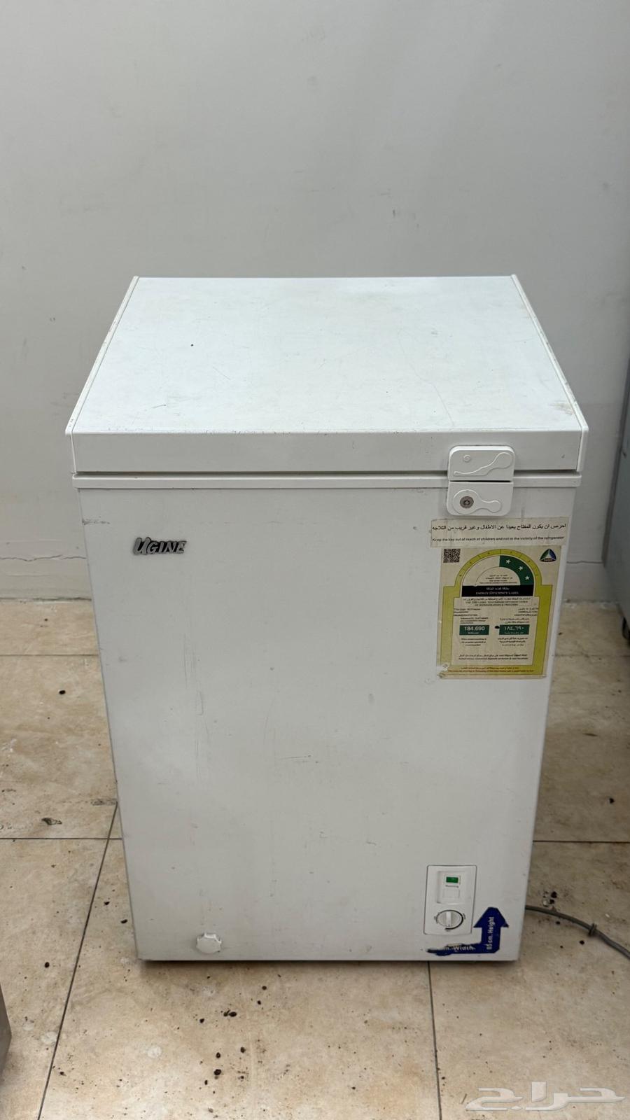 للبيع مستلزمات مطعم او مقهى64397603371779114