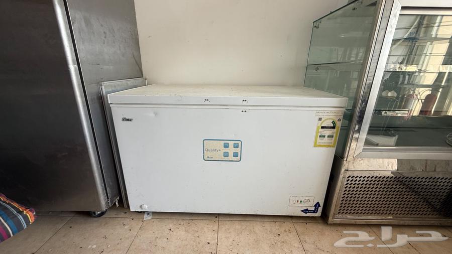 للبيع مستلزمات مطعم او مقهى64397603371779110