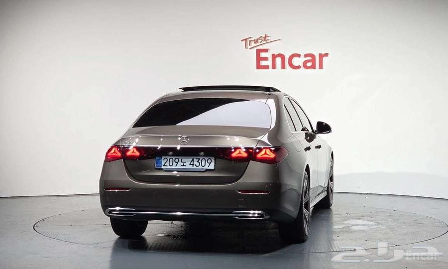Mercedes E200 2025 - Import from Korea63618155326977112