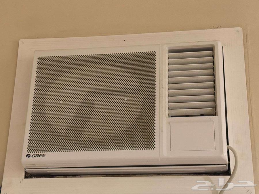 Gree 24,000 BTU and Bisk 18,000 BTU, excellent condition, used for one year or one and a half years64400507501442111