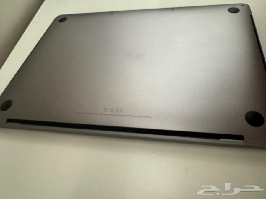 للبيع لابتوب ماك بوك برو 13 إنش مستعمل   لون رم64401105592963114