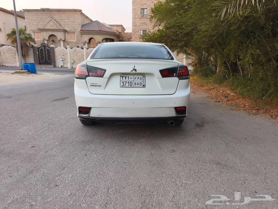 ميتسوبيشي لانسر 2015 ممشى قليل64552148808066112