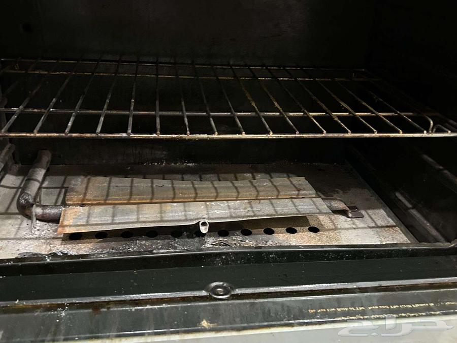 بوتاجاز إيطالي خمس عيون شغال ب 100يحتاج بس قطع غيار64394386291459111