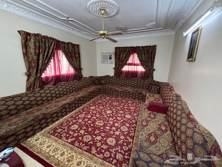 كنب للبيع64397977393025110