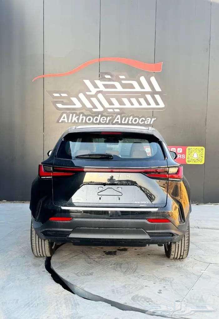 لكزس ان اكس 202563618164163843112