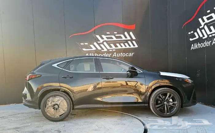 لكزس ان اكس 202563618164163843111