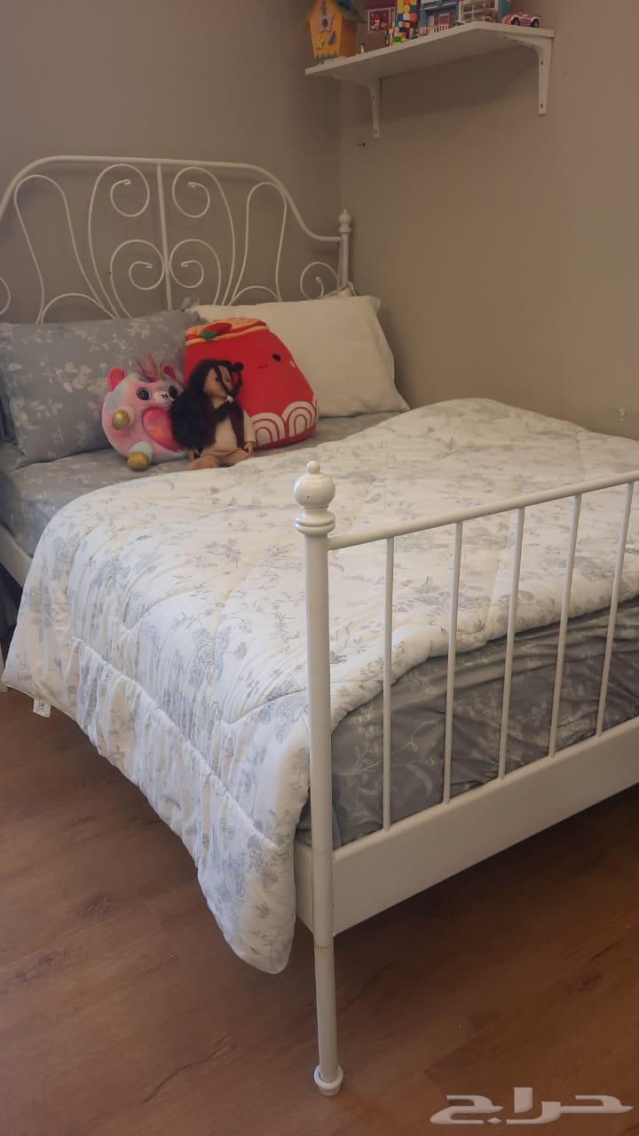 سرير حديد من ايكيا64403268706819110