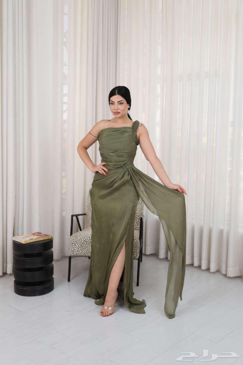 فساتين سهرة راقية في الرياض بأسعار تنافسيه64402748028545110