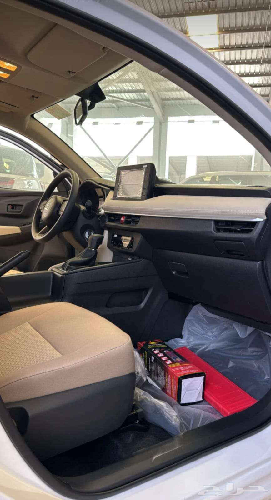 Toyota Yaris Y Standard GCC Version 2026 63500 Lowest Price64555347898243112