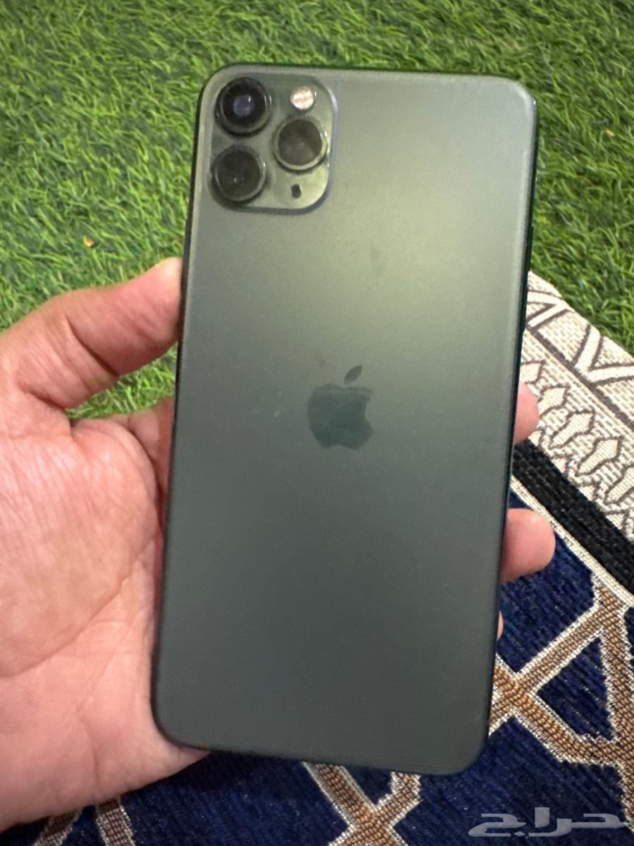 ايفون 11 برو ماكس نظيف64403168880770111