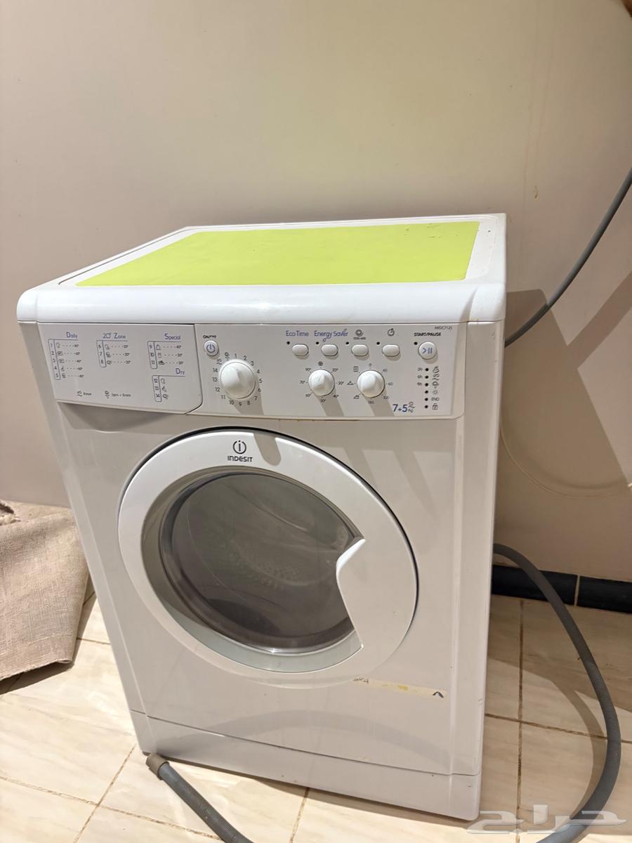 Automatic washing machine with thermal drying64403268698626110