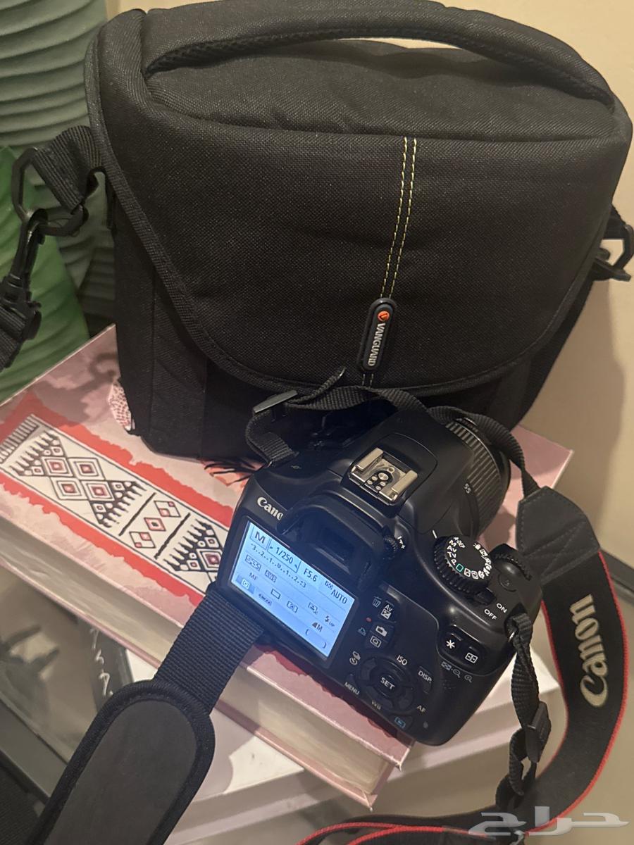 Camera with charger and bag64405236389633110