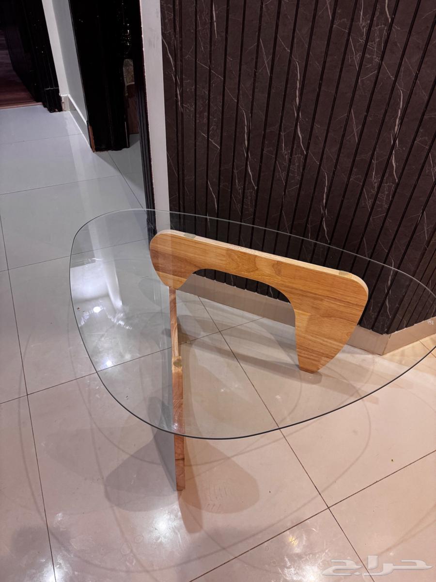 طاولة قهوه وسط جديده للبيع64405250533507111