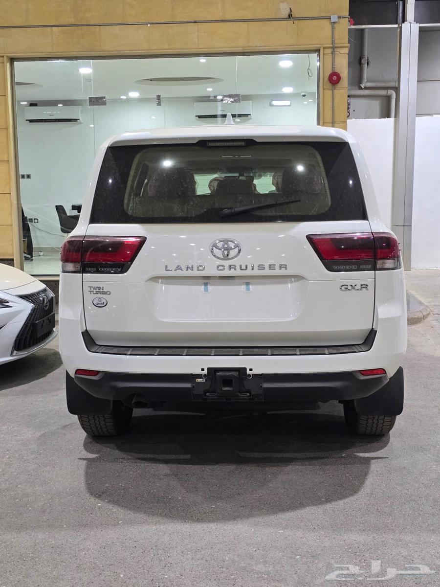 لاندكروزر GXR هدد فتحة بريمي 2025 بسعر 265.000 لدى الحسن64553342098947113