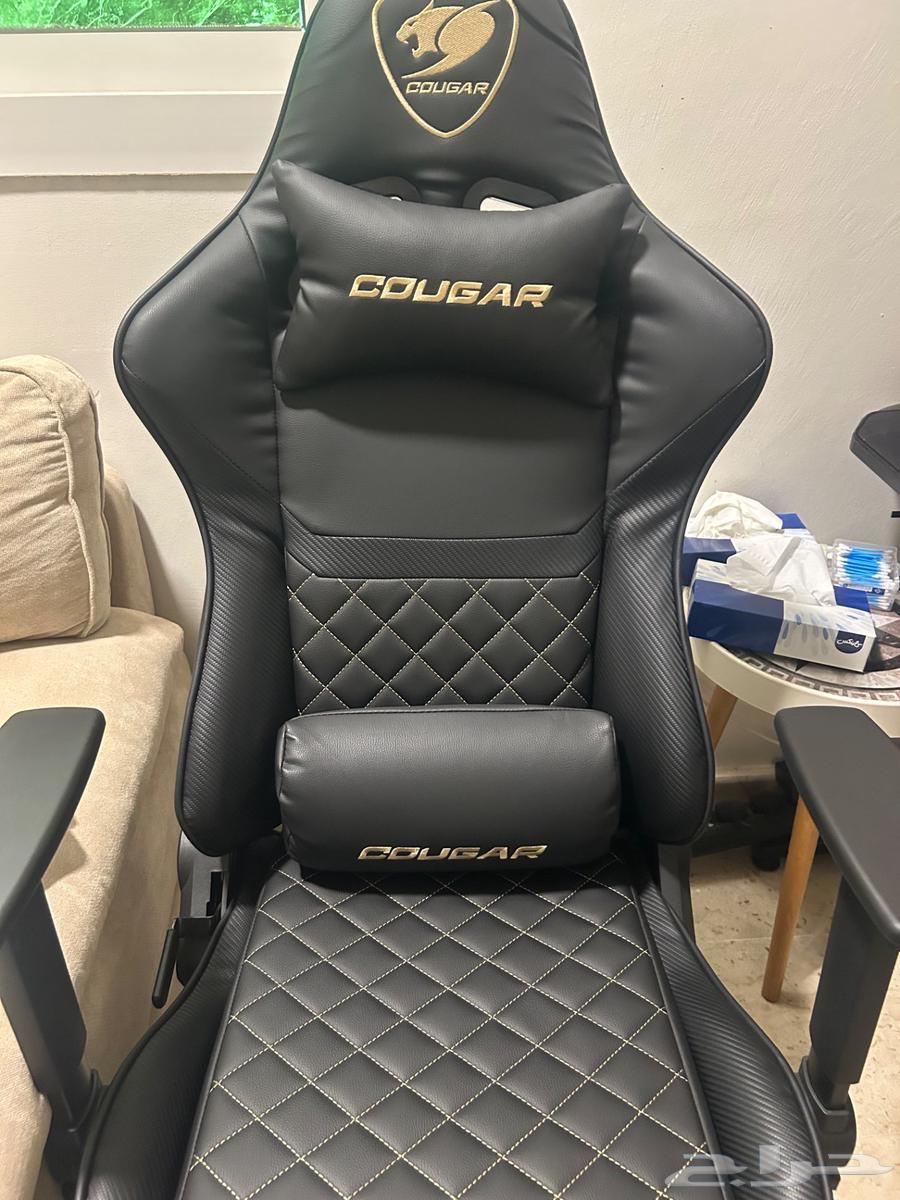 كرسي جيمينق مع تكايه للارجل نظيفة64401327467522110