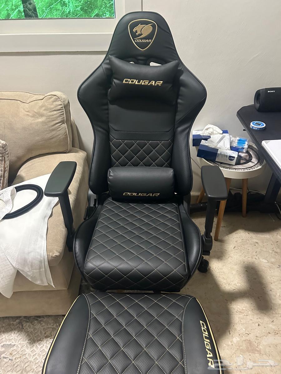 كرسي جيمينق مع تكايه للارجل نظيفة64401327467522111