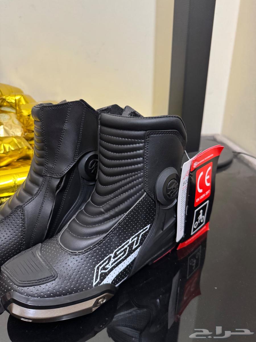 جزمة سيفتي دباب RST64562403750657110