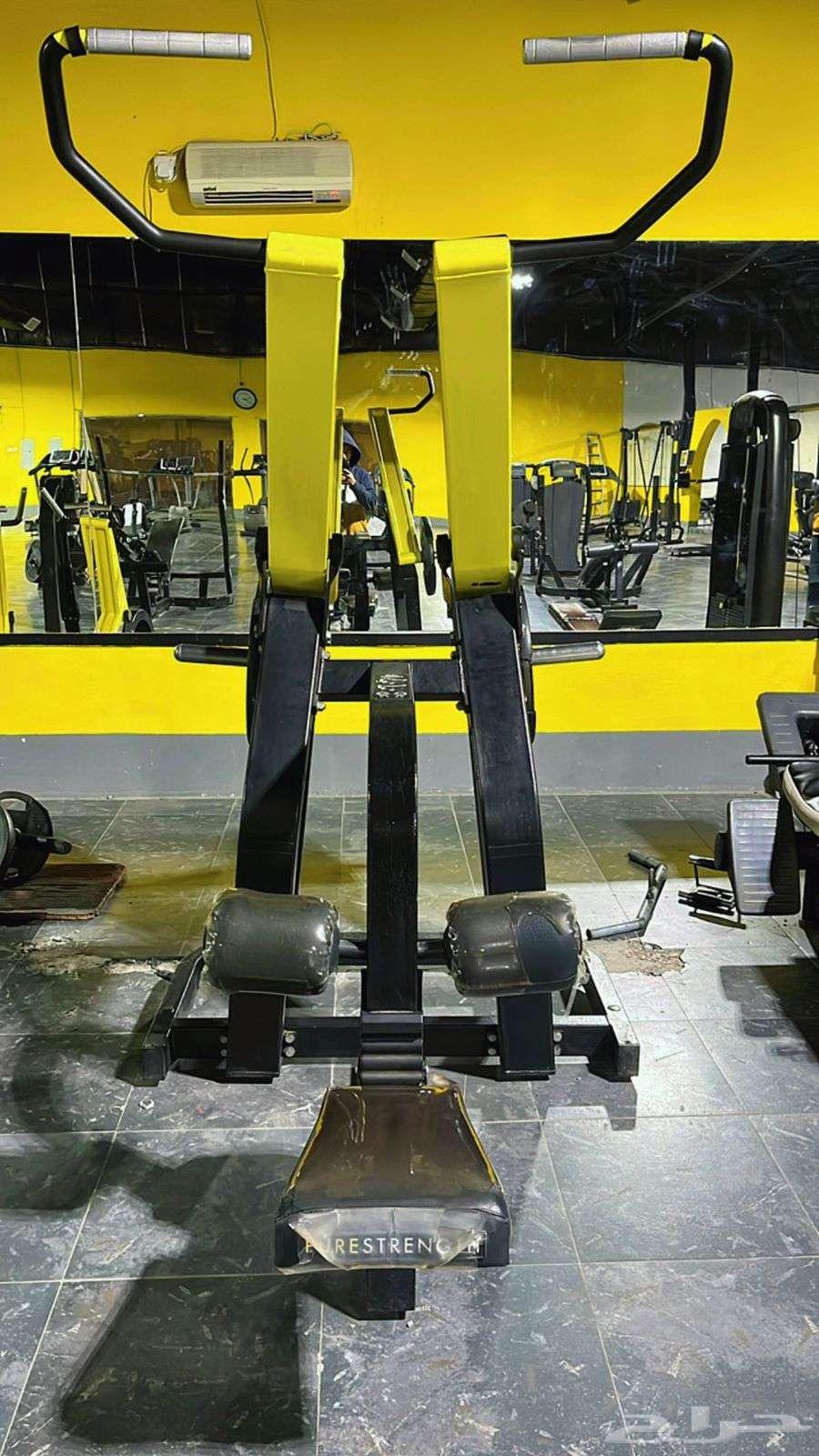 أجهزة نادي رياضي كاملة للبيع64403425585026112