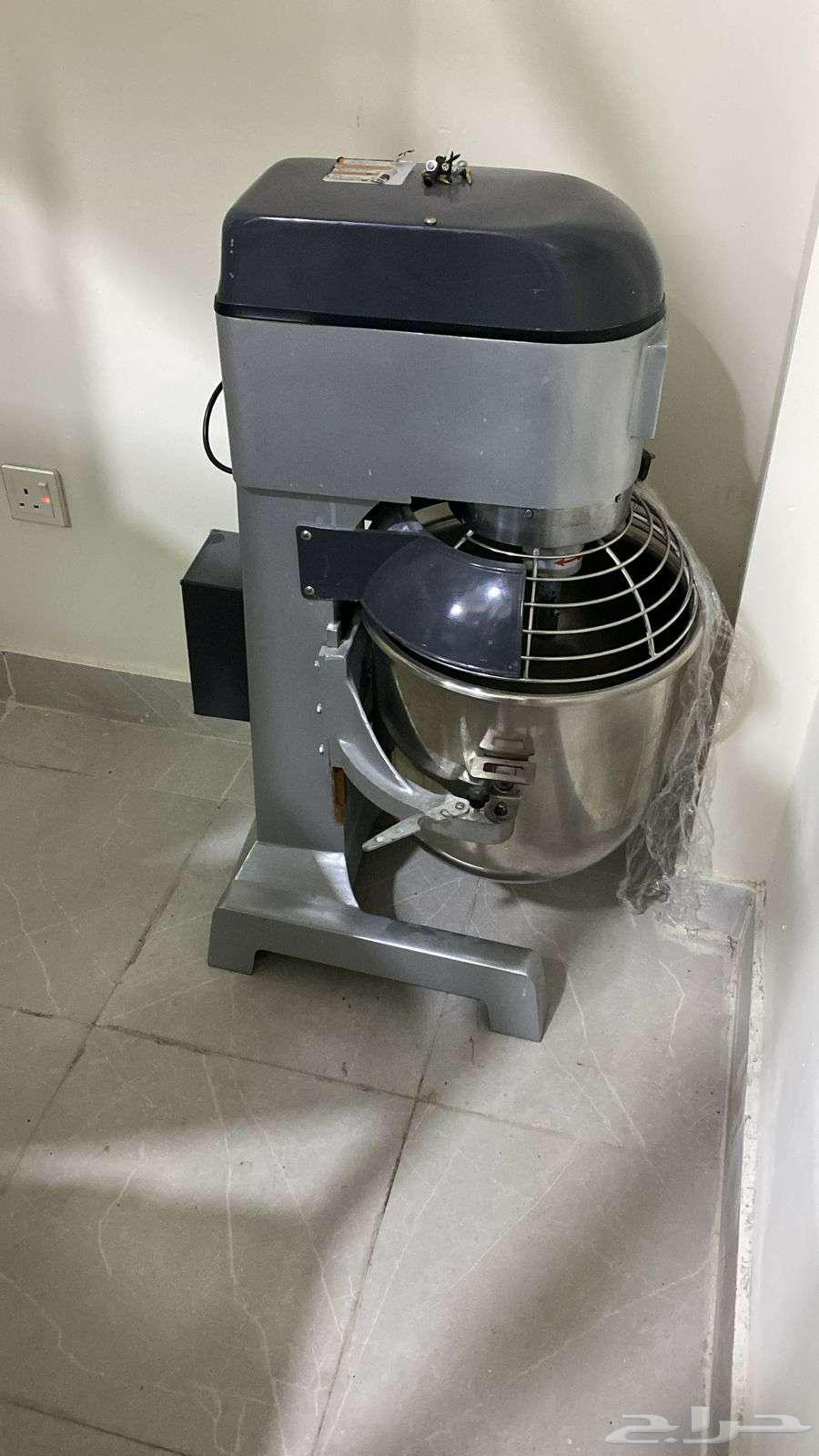 للبيع خمارة عجين احترافية ثلاجة عرض حلويات وكيك وخلاط تقليب64404806008322112